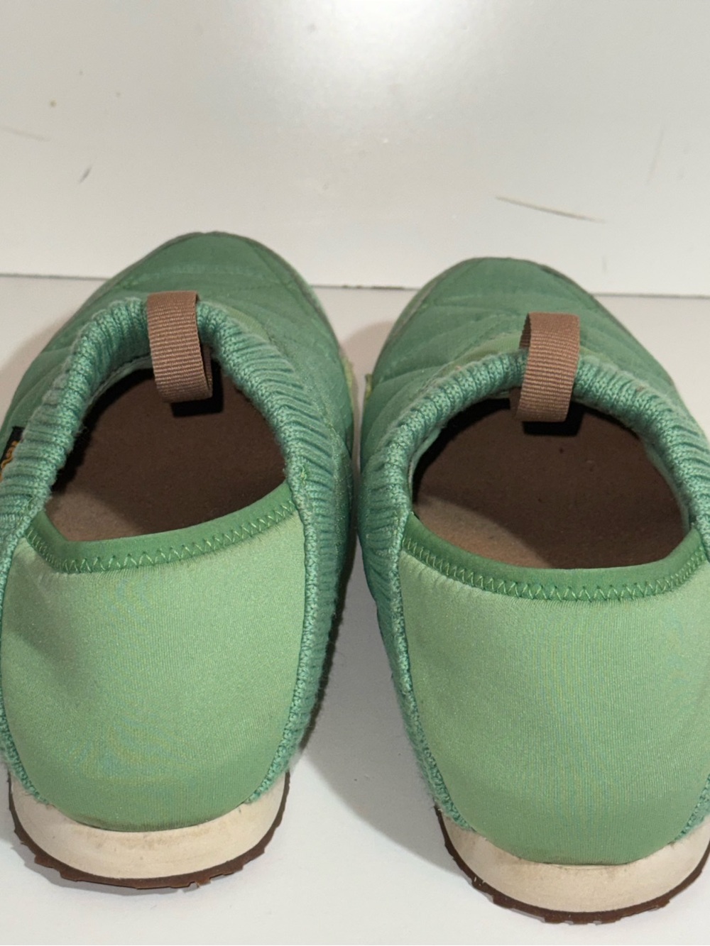 Teva ReEmber quilted slip-on shoes sz 7 - Picture 4 of 7